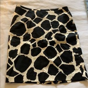 Animal print giraffe Ann Taylor work skirt!